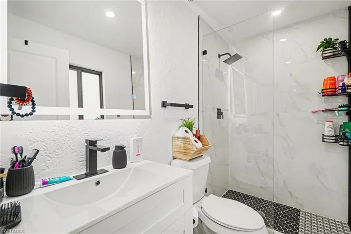 73 Cardinal Dr, North Fort Myers, Florida 33917
