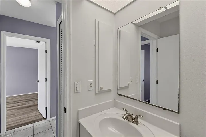 1401 Se 3rd St, Cape Coral, Florida 33990