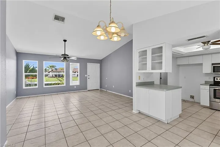1401 Se 3rd St, Cape Coral, Florida 33990