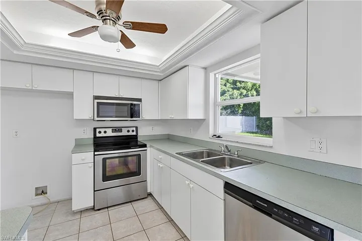 1401 Se 3rd St, Cape Coral, Florida 33990