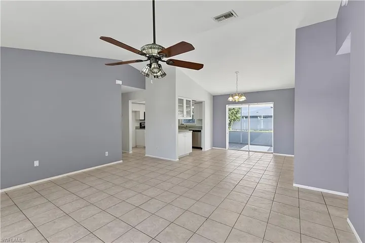 1401 Se 3rd St, Cape Coral, Florida 33990