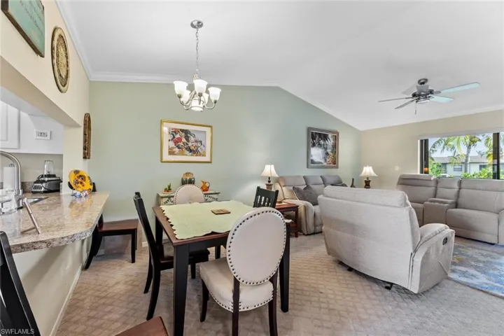 9290  Lake Park  DR, Fort Myers, FL 33919
