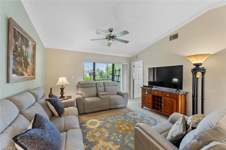 9290  Lake Park  DR, Fort Myers, FL 33919