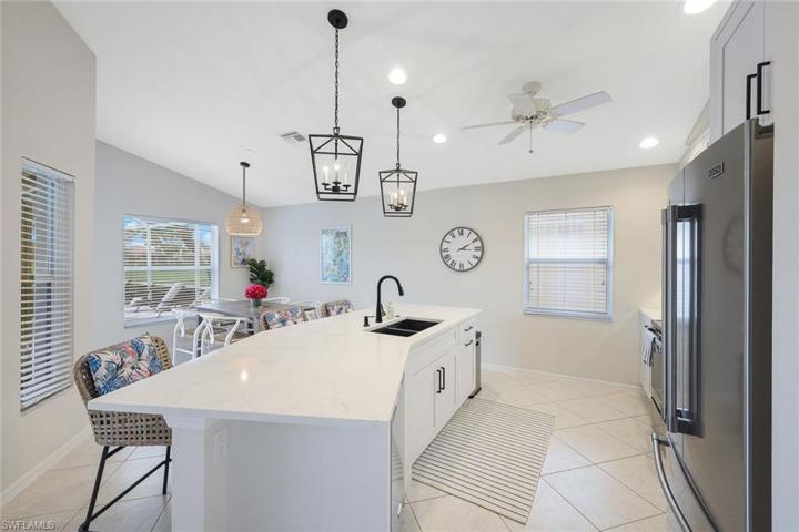 8437 Indian Wells WAY, NAPLES FL 34113
