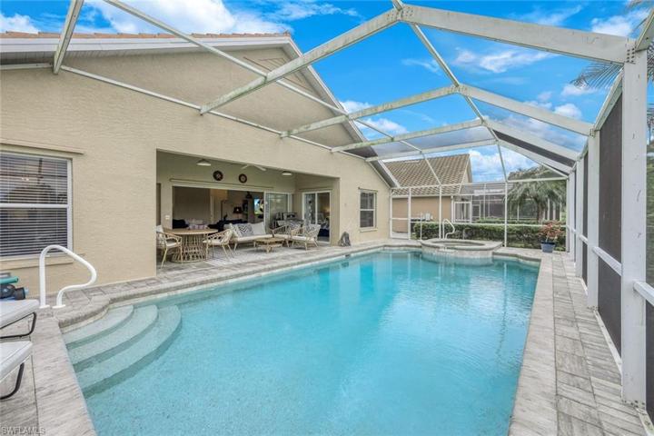 8437 Indian Wells WAY, NAPLES FL 34113