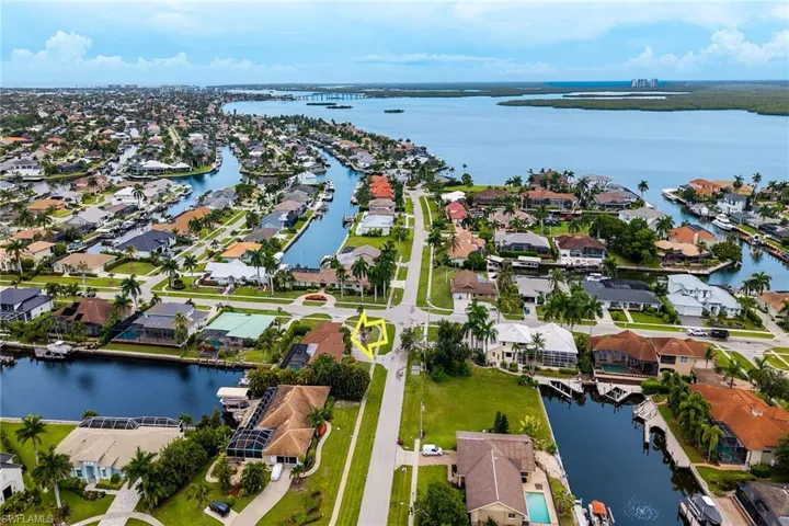 190 Dan River Ct, Marco Island, Florida 34145