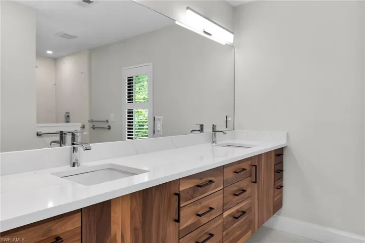 190 Dan River Ct, Marco Island, Florida 34145