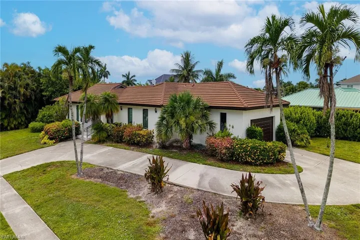 190 Dan River Ct, Marco Island, Florida 34145