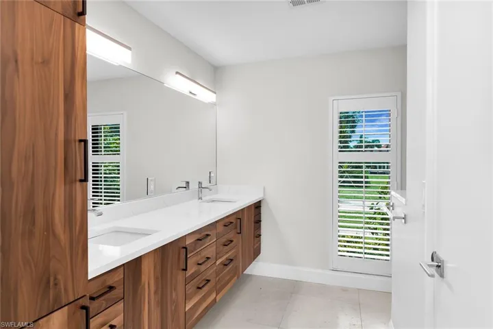 190 Dan River Ct, Marco Island, Florida 34145