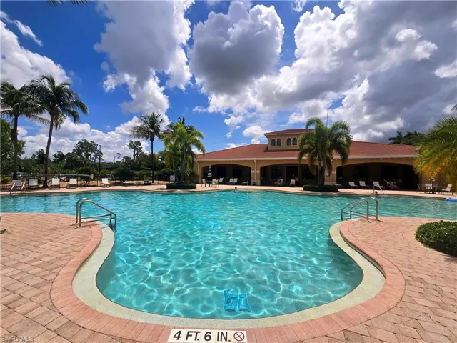Clubhouse Pool