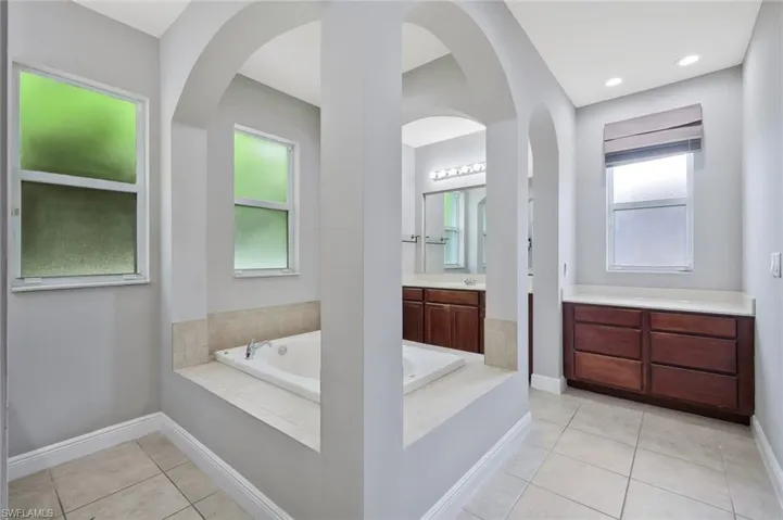 1711 Sarazen Pl, Naples, Florida 34120