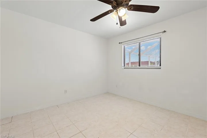1944 Country Club Blvd, Cape Coral, Florida 33990