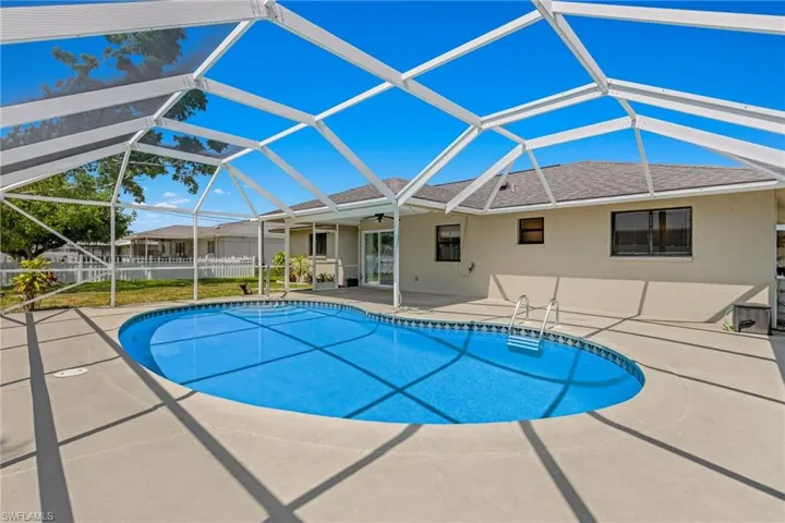 1944 Country Club Blvd, Cape Coral, Florida 33990