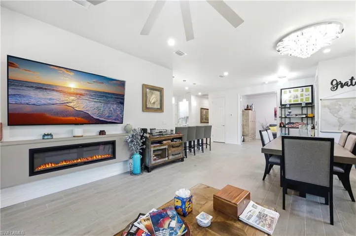 998 Enbrook Loop, Naples, Florida 34114