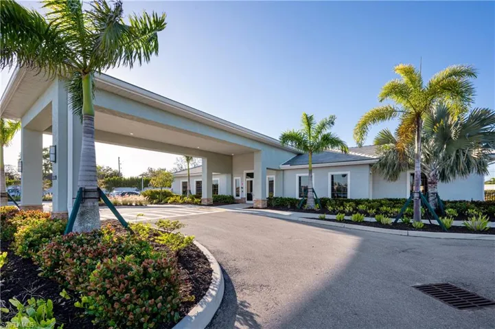 998 Enbrook Loop, Naples, Florida 34114