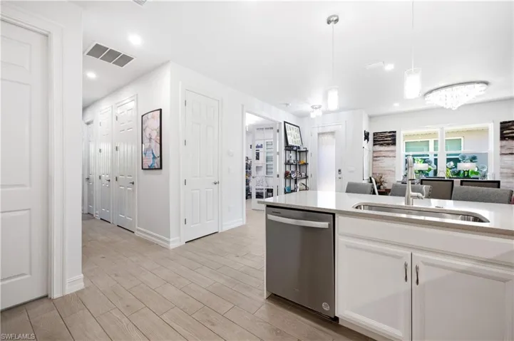 998 Enbrook Loop, Naples, Florida 34114