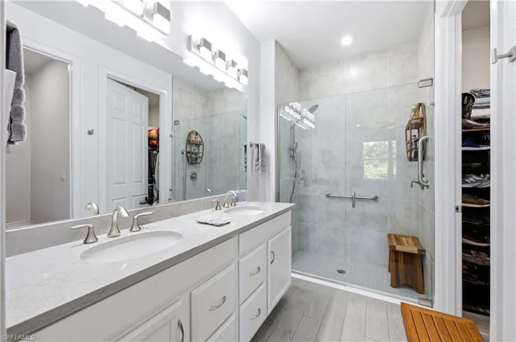 998 Enbrook Loop, Naples, Florida 34114