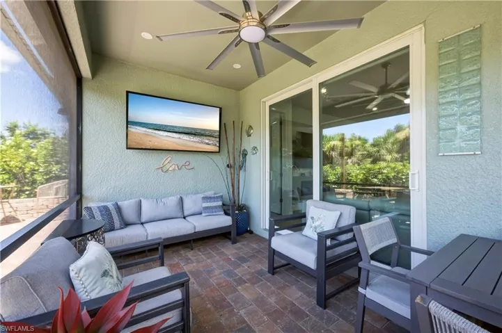 998 Enbrook Loop, Naples, Florida 34114