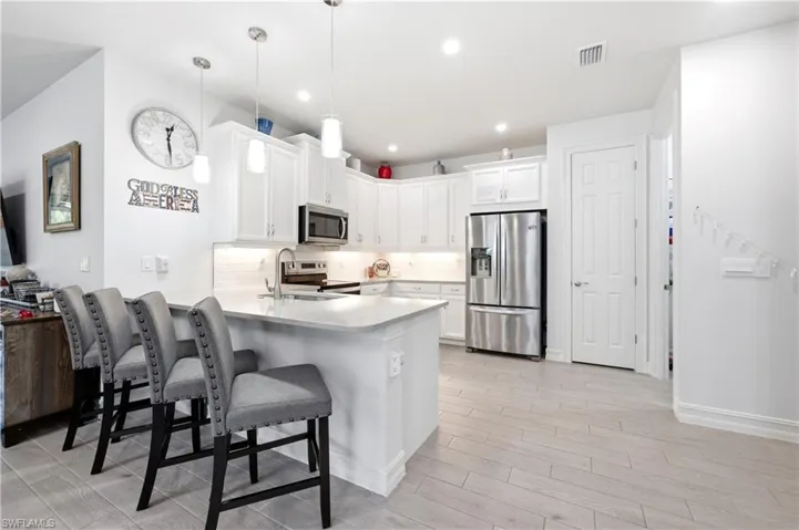 998 Enbrook Loop, Naples, Florida 34114