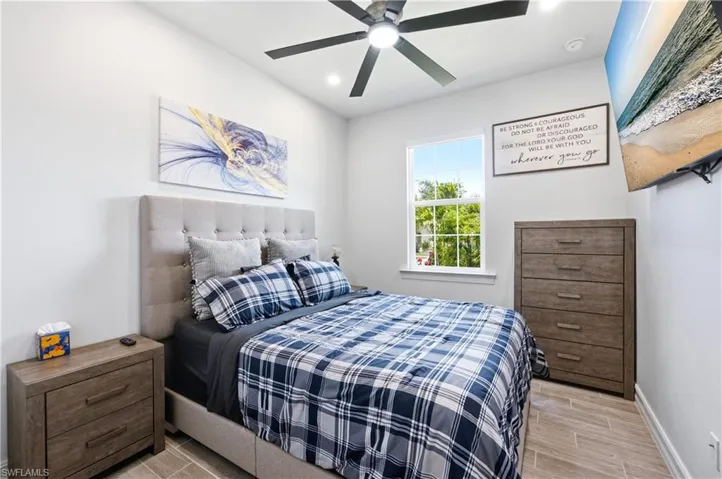 998 Enbrook Loop, Naples, Florida 34114