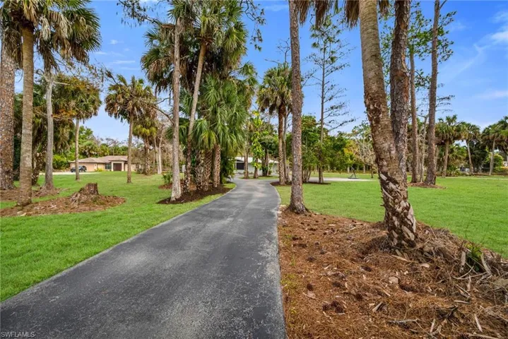 1840 23rd St Sw, Naples, Florida 34117