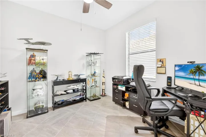 11172  Shady Lake  RUN, Fort Myers, FL 33913