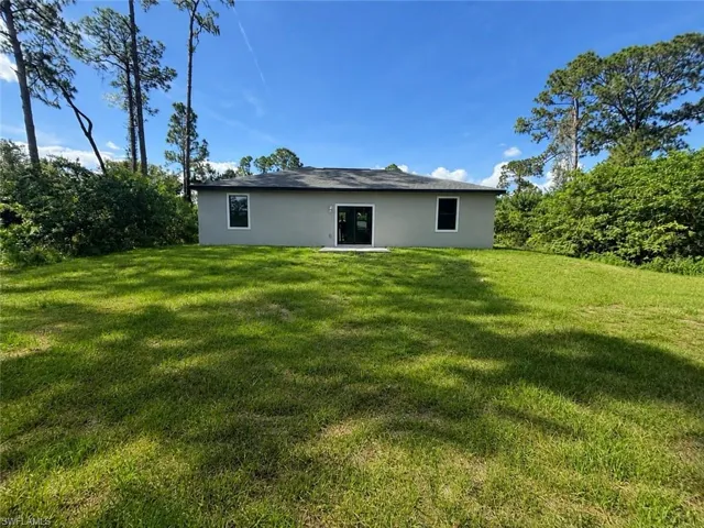 6203 Forest Ct, Labelle, Florida 33935