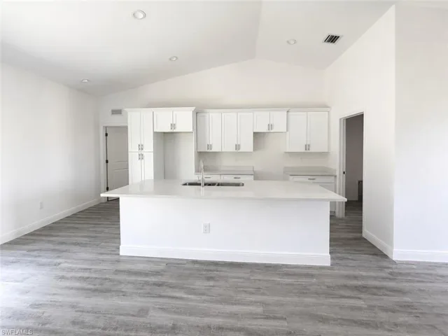 6203 Forest Ct, Labelle, Florida 33935