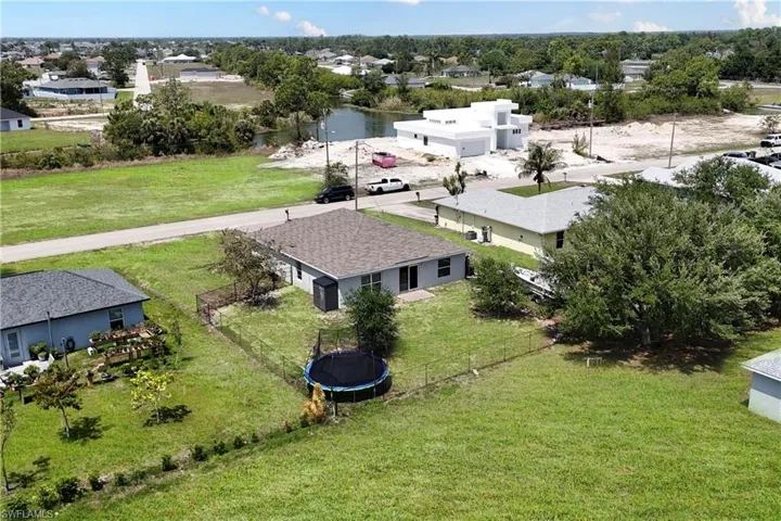 4323 Ne 21st Ave, Cape Coral, Florida 33909