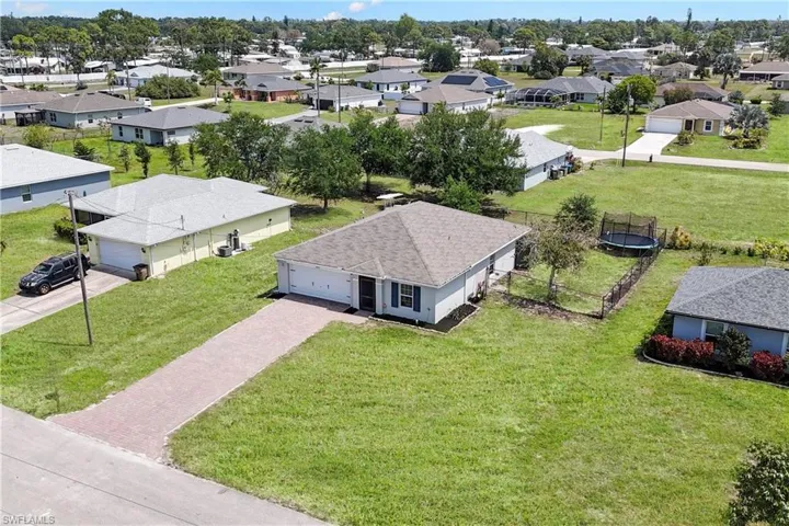 4323 Ne 21st Ave, Cape Coral, Florida 33909