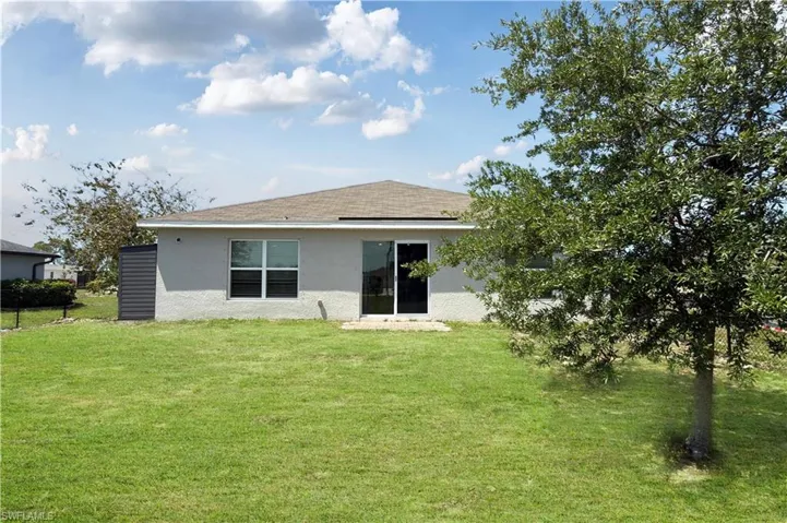 4323 Ne 21st Ave, Cape Coral, Florida 33909