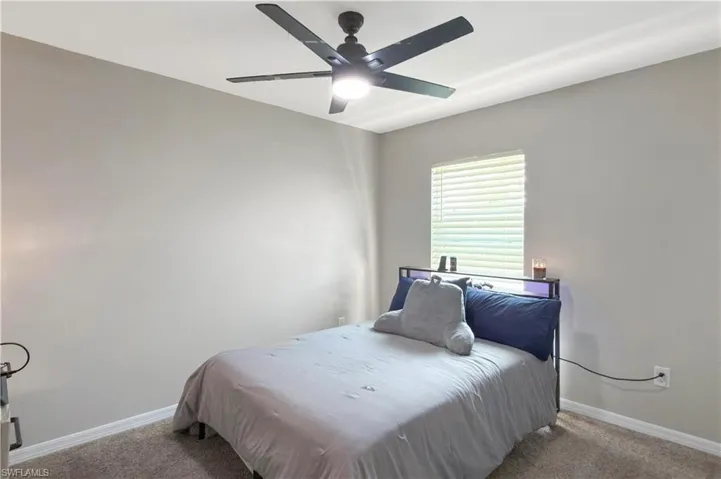 4323 Ne 21st Ave, Cape Coral, Florida 33909