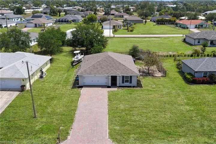 4323 Ne 21st Ave, Cape Coral, Florida 33909