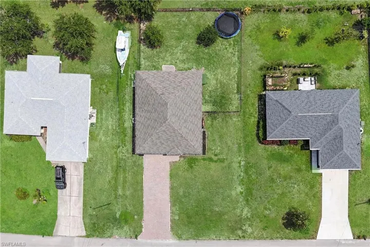 4323 Ne 21st Ave, Cape Coral, Florida 33909