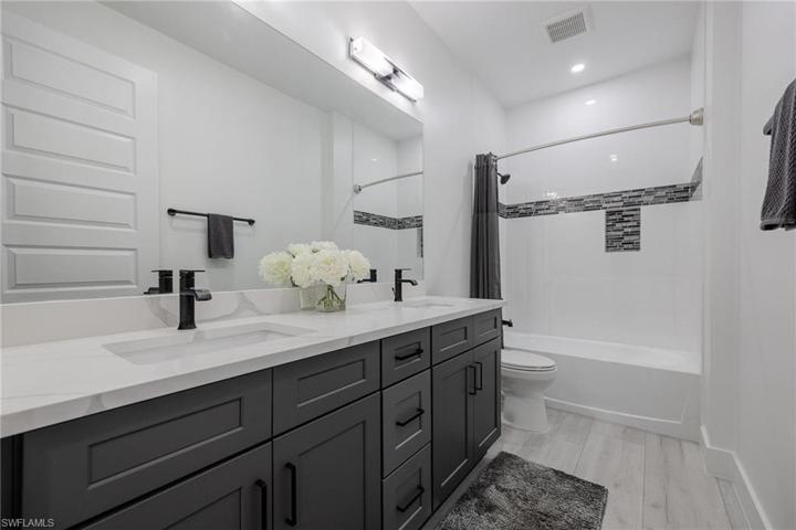 3421 SW 25th CT, CAPE CORAL FL 33914