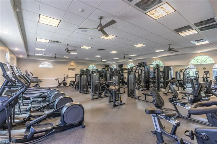 6817 Sterling Greens Dr 102, Naples, Florida 34104