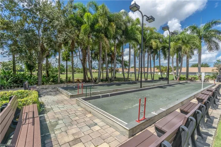6817 Sterling Greens Dr 102, Naples, Florida 34104