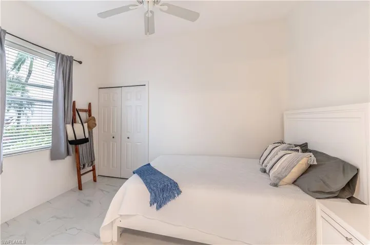 6817 Sterling Greens Dr 102, Naples, Florida 34104