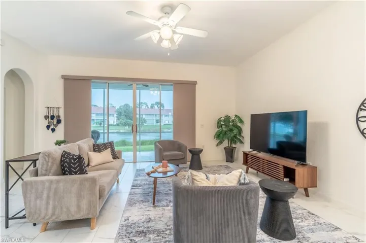 6817 Sterling Greens Dr 102, Naples, Florida 34104