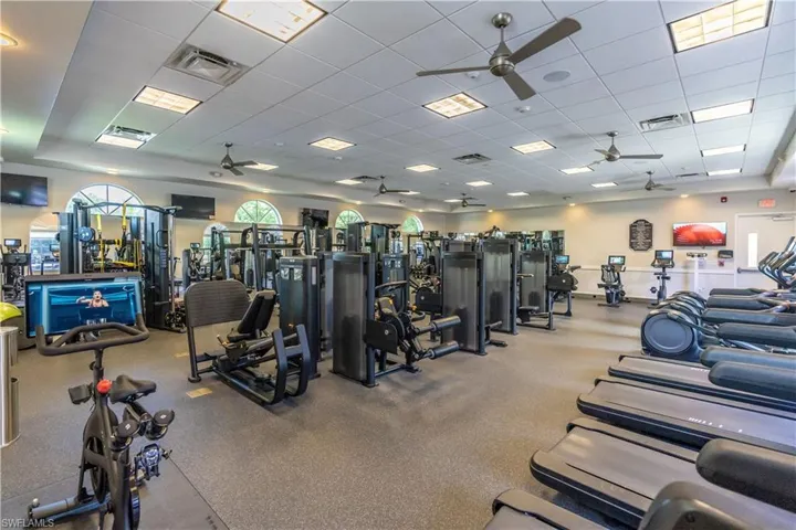 6817 Sterling Greens Dr 102, Naples, Florida 34104