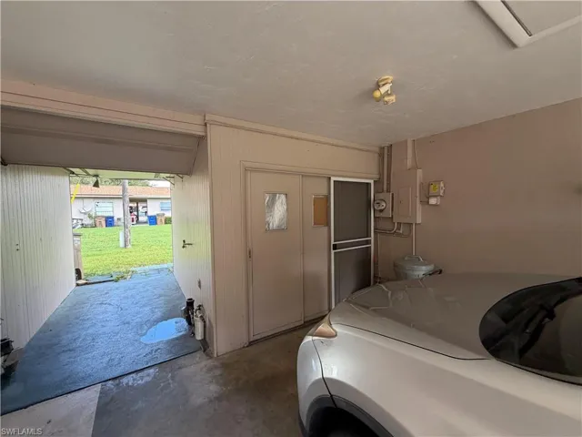 243 Thistle Ct, Lehigh Acres, Florida 33936