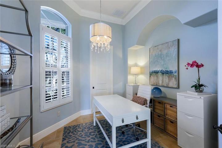 Double Doored Bedroom or Den/Office