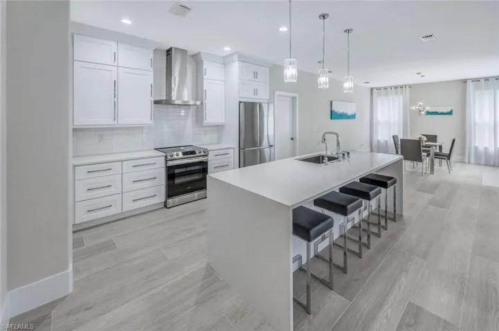 8260 Laurel Lakes Blvd, Naples, Florida 34119