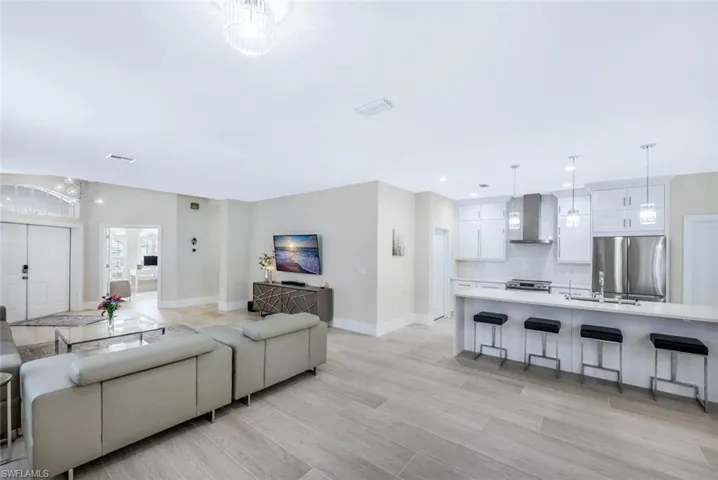 8260 Laurel Lakes Blvd, Naples, Florida 34119
