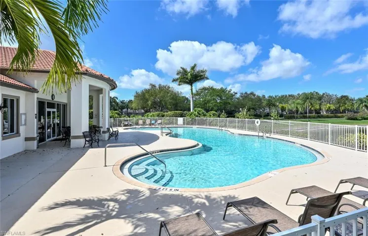 8260 Laurel Lakes Blvd, Naples, Florida 34119