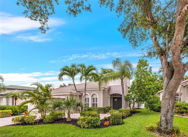 8260 Laurel Lakes Blvd, Naples, Florida 34119