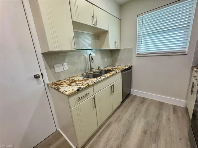 2200  51st SW TER, Naples, FL 34116