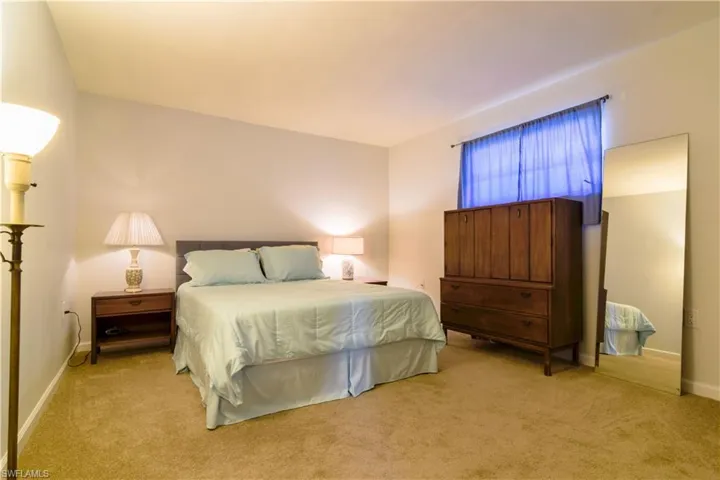 4554  Vinewood  CIR, North Fort Myers, FL 33903