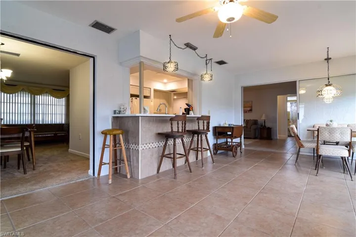 4554  Vinewood  CIR, North Fort Myers, FL 33903
