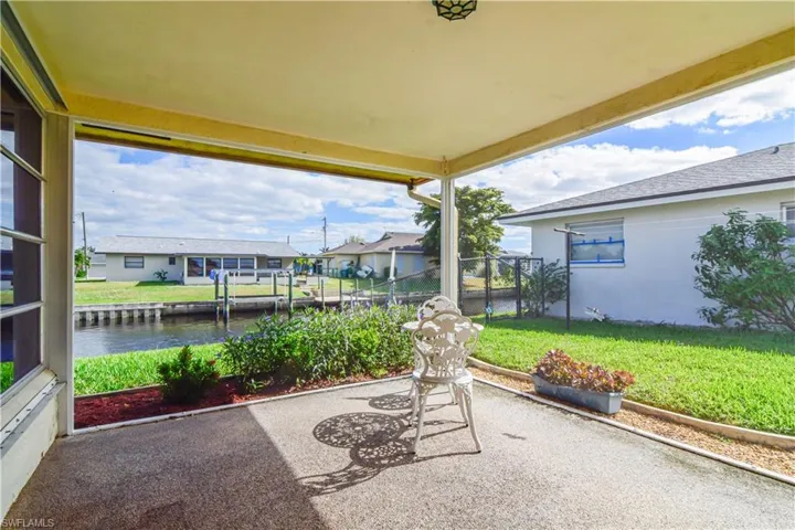 4554  Vinewood  CIR, North Fort Myers, FL 33903